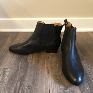 *NWOT!* J. Crew Chelsea boots black size 8